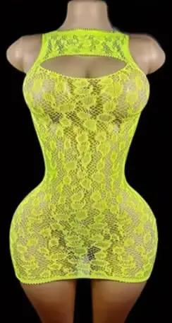 Vestido de Lencería Amarillo "Neon Keyhole" de 1 Pieza con Cuello Alto y Encaje Calado 6 Vestido de lenceria amarillo de encaje neon con cuello alto y abertura keyhole en Tentación Tienda
